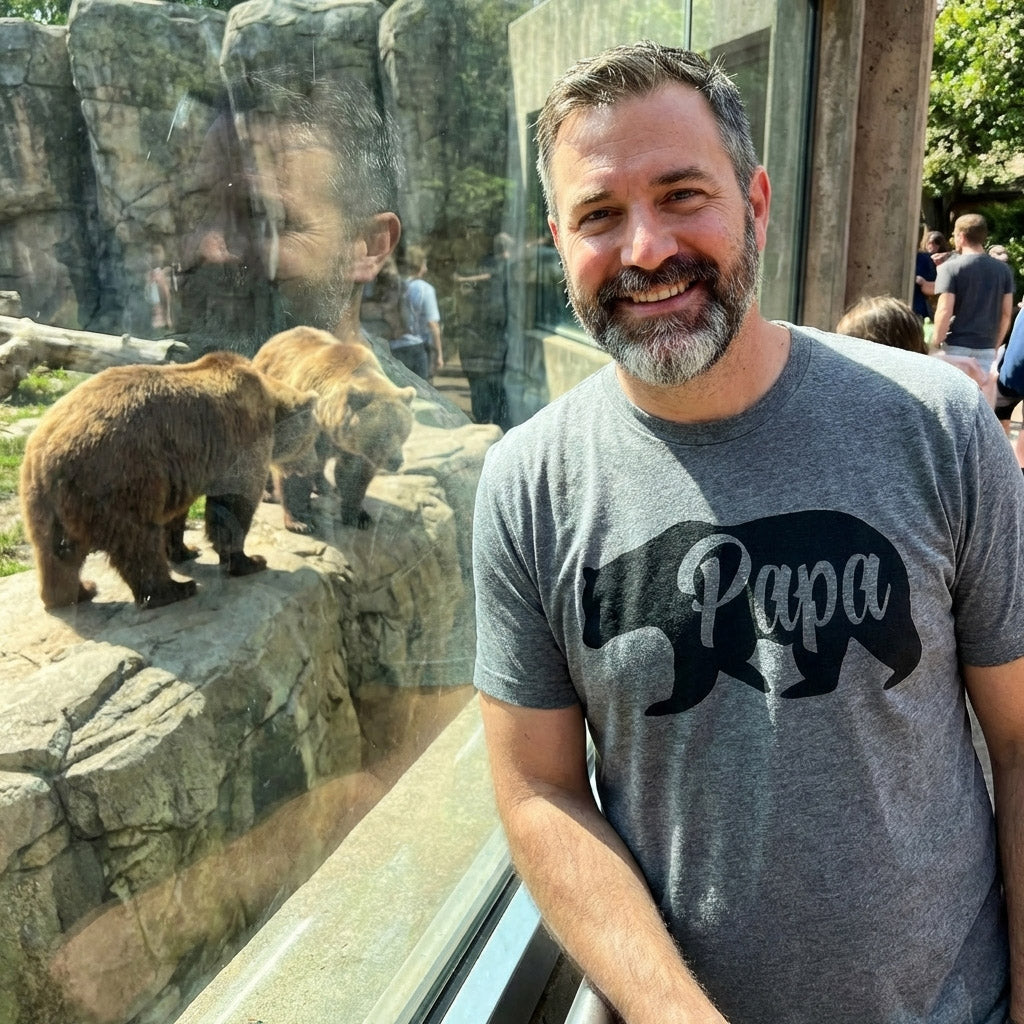 Papa Bear Realistic Men's T Shirt product image 2